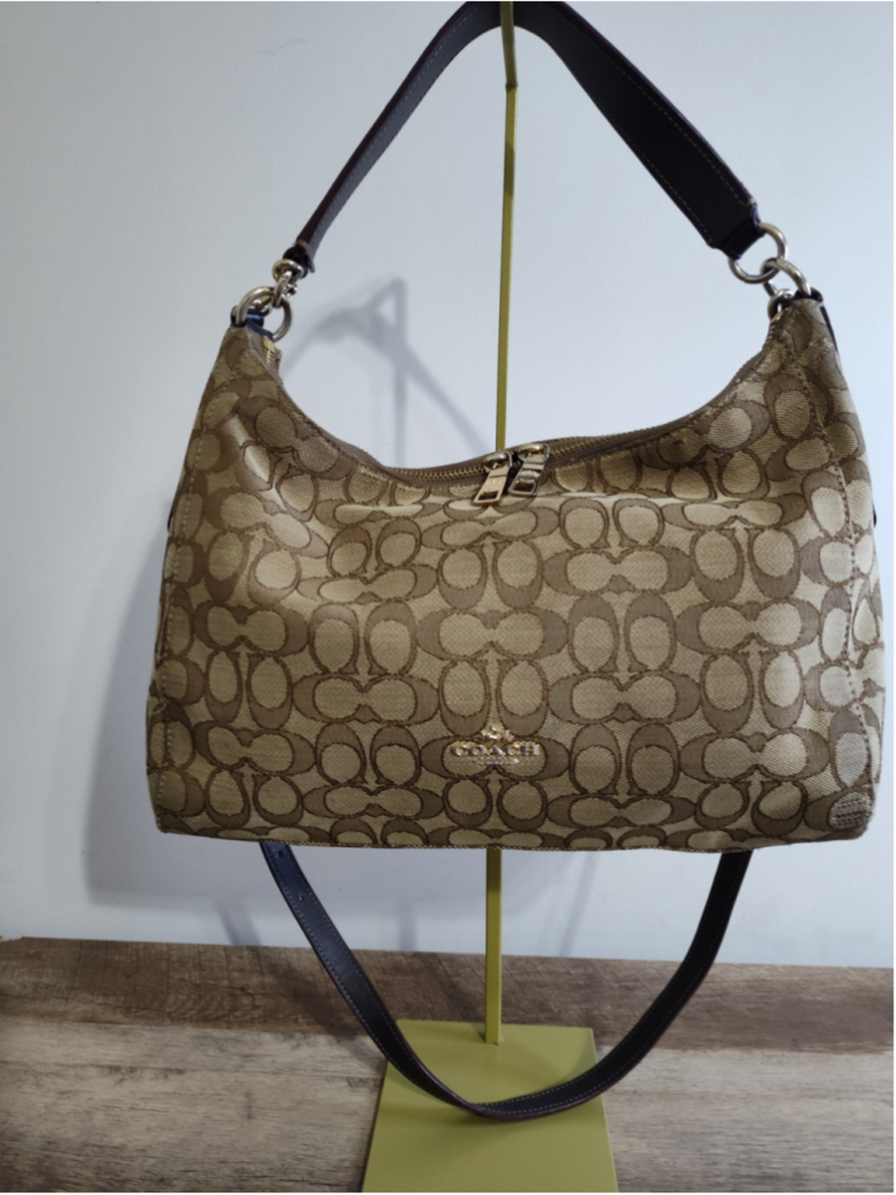 Women's Coach Signature Shoulder Bag One Size Beige and Brown